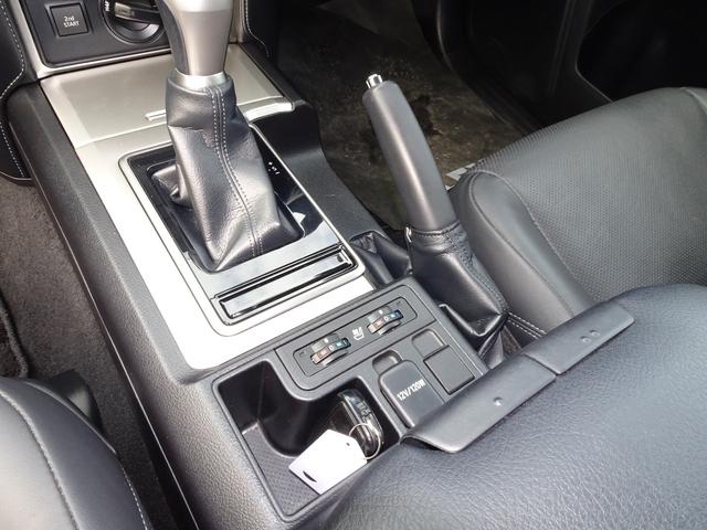 TOYOTA LAND CRUISER PRADO TX L PACKAGE