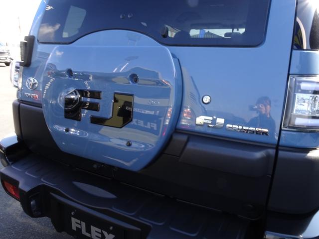 ＦＪクルーザー ベースグレード　希少スモーキーブルー／トレイル仕様／ツートンカラーカスタム／チッピング塗装／２インチリフトアップ／艶有ブラック塗装／ＸＥＬＦ０２アルミ１７インチ／カロッツェリアＳＤナビ／ＥＴＣ／バックカメラ（29枚目）
