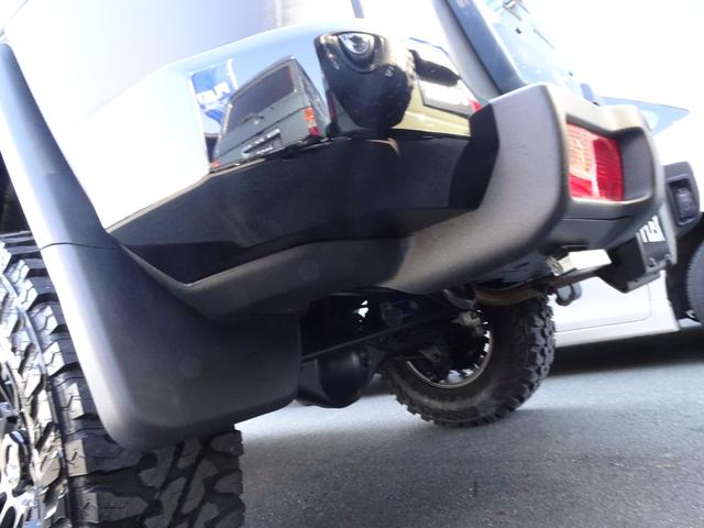 ＦＪクルーザー ベースグレード　希少スモーキーブルー／トレイル仕様／ツートンカラーカスタム／チッピング塗装／２インチリフトアップ／艶有ブラック塗装／ＸＥＬＦ０２アルミ１７インチ／カロッツェリアＳＤナビ／ＥＴＣ／バックカメラ（35枚目）