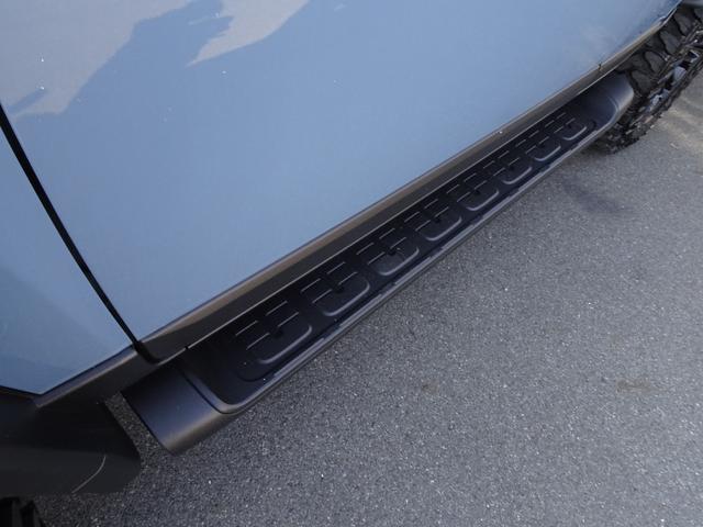 ＦＪクルーザー ベースグレード　希少スモーキーブルー／トレイル仕様／ツートンカラーカスタム／チッピング塗装／２インチリフトアップ／艶有ブラック塗装／ＸＥＬＦ０２アルミ１７インチ／カロッツェリアＳＤナビ／ＥＴＣ／バックカメラ（54枚目）