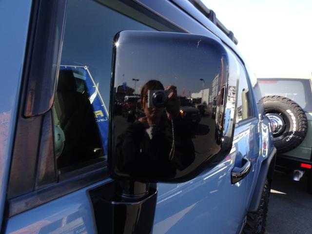 ＦＪクルーザー ベースグレード　希少スモーキーブルー／トレイル仕様／ツートンカラーカスタム／チッピング塗装／２インチリフトアップ／艶有ブラック塗装／ＸＥＬＦ０２アルミ１７インチ／カロッツェリアＳＤナビ／ＥＴＣ／バックカメラ（58枚目）