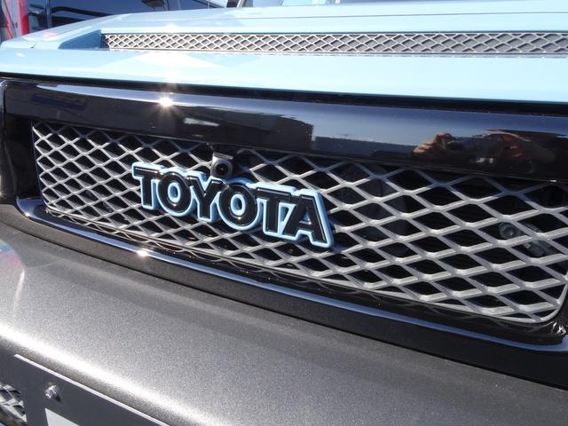 ＦＪクルーザー ベースグレード　希少スモーキーブルー／トレイル仕様／ツートンカラーカスタム／チッピング塗装／２インチリフトアップ／艶有ブラック塗装／ＸＥＬＦ０２アルミ１７インチ／カロッツェリアＳＤナビ／ＥＴＣ／バックカメラ（65枚目）