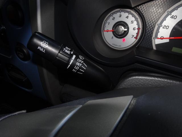 ＦＪクルーザー ベースグレード　希少スモーキーブルー／トレイル仕様／ツートンカラーカスタム／チッピング塗装／２インチリフトアップ／艶有ブラック塗装／ＸＥＬＦ０２アルミ１７インチ／カロッツェリアＳＤナビ／ＥＴＣ／バックカメラ（67枚目）