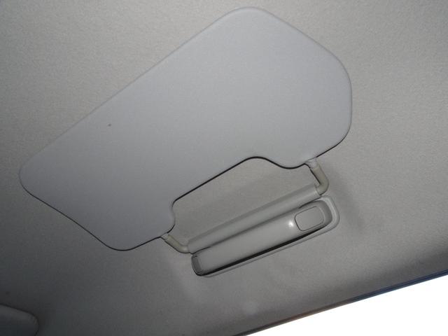 ＦＪクルーザー ベースグレード　希少スモーキーブルー／トレイル仕様／ツートンカラーカスタム／チッピング塗装／２インチリフトアップ／艶有ブラック塗装／ＸＥＬＦ０２アルミ１７インチ／カロッツェリアＳＤナビ／ＥＴＣ／バックカメラ（70枚目）