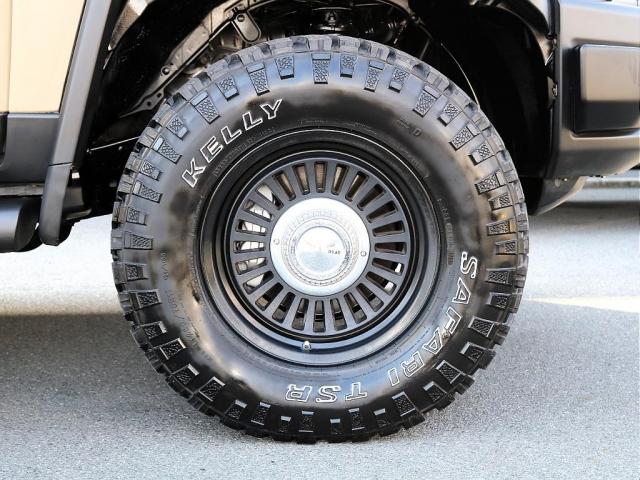 ＦＪクルーザー 　ルーフ同色ペイント／トレイル仕様／新品タイヤ　ＫＥＬＬＹ　ＳＡＦＡＲＩ　２８５／７０－１７／ＤＥＡＮカリフォルニア１７インチ／カロッツェリアナビ／バックカメラ／バックカメラ／下回りシャシブラ施工（3枚目）