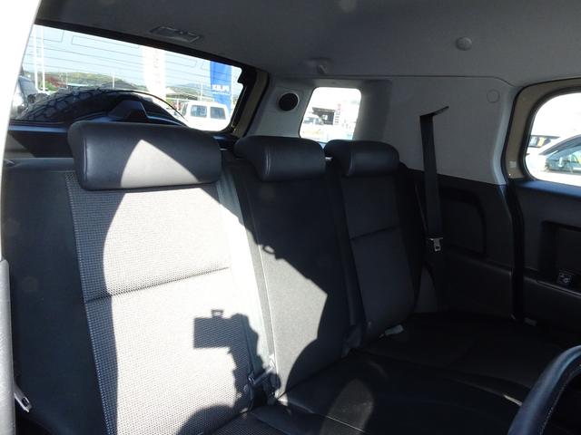 ＦＪクルーザー 　ルーフ同色ペイント／トレイル仕様／新品タイヤ　ＫＥＬＬＹ　ＳＡＦＡＲＩ　２８５／７０－１７／ＤＥＡＮカリフォルニア１７インチ／カロッツェリアナビ／バックカメラ／バックカメラ／下回りシャシブラ施工（30枚目）