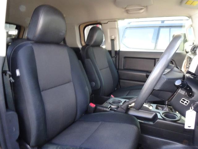 ＦＪクルーザー 　ルーフ同色ペイント／トレイル仕様／新品タイヤ　ＫＥＬＬＹ　ＳＡＦＡＲＩ　２８５／７０－１７／ＤＥＡＮカリフォルニア１７インチ／カロッツェリアナビ／バックカメラ／バックカメラ／下回りシャシブラ施工（65枚目）