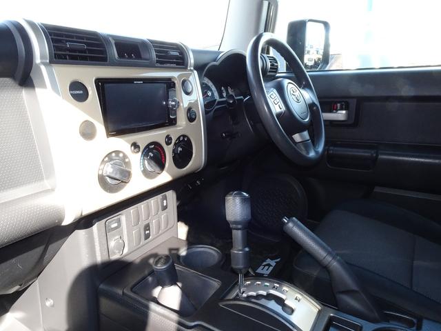 ＦＪクルーザー 　ルーフ同色ペイント／トレイル仕様／新品タイヤ　ＫＥＬＬＹ　ＳＡＦＡＲＩ　２８５／７０－１７／ＤＥＡＮカリフォルニア１７インチ／カロッツェリアナビ／バックカメラ／バックカメラ／下回りシャシブラ施工（70枚目）