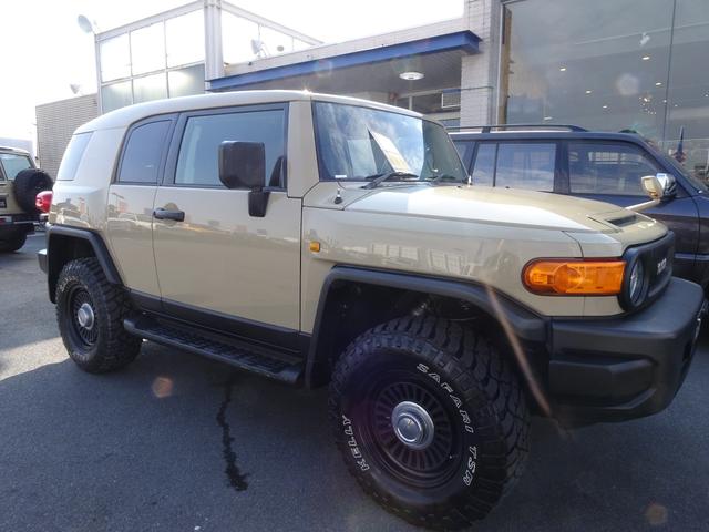 ＦＪクルーザー 　ルーフ同色ペイント／トレイル仕様／新品タイヤ　ＫＥＬＬＹ　ＳＡＦＡＲＩ　２８５／７０－１７／ＤＥＡＮカリフォルニア１７インチ／カロッツェリアナビ／バックカメラ／バックカメラ／下回りシャシブラ施工（71枚目）