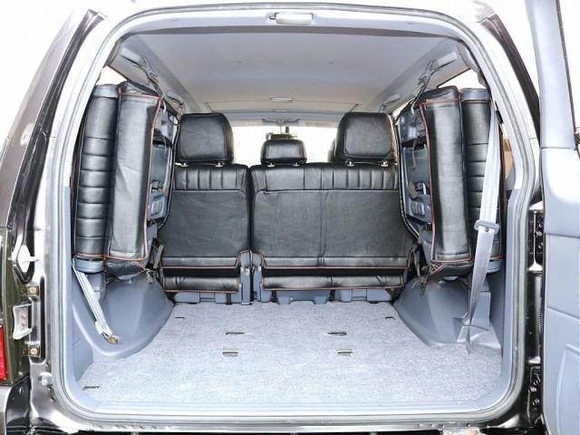 ランドクルーザープラド ＴＸリミテッド　Ｒｅｎｏｃａ　Ａｍｅｒｉｃａｎ　Ｃｌａｓｓｉｃ／丸目換装／ナロー換装／ペイント　グラナイトクリスタルＭ／内外装フルカスタム／ＤＥＡＮカリフォルニア１６インチ　ブラックＡＷ／ジオランダーＸ－ＡＴタイヤ（12枚目）