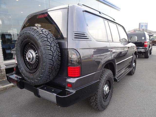 ランドクルーザープラド ＴＸリミテッド　Ｒｅｎｏｃａ　Ａｍｅｒｉｃａｎ　Ｃｌａｓｓｉｃ／丸目換装／ナロー換装／ペイント　グラナイトクリスタルＭ／内外装フルカスタム／ＤＥＡＮカリフォルニア１６インチ　ブラックＡＷ／ジオランダーＸ－ＡＴタイヤ（34枚目）