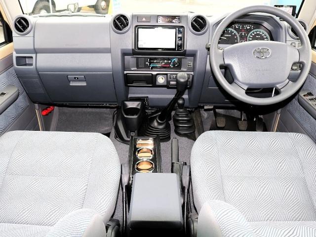 ランドクルーザー７０ ４．０　４ＷＤ（4枚目）