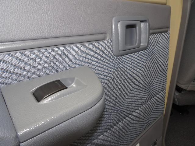 ランドクルーザー７０ ４．０　４ＷＤ（71枚目）