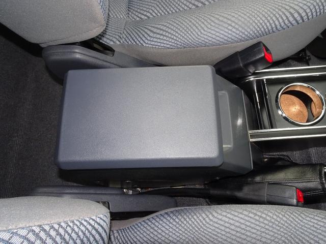 ランドクルーザー７０ ４．０　４ＷＤ（74枚目）