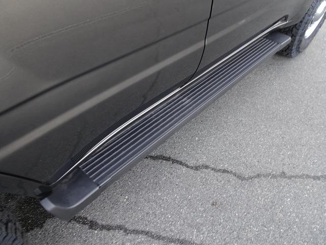 ランドクルーザー１００ ＶＸ　ＲＥＮＯＣＡ１０６／ペイント／ガンメタリック／ＬＣ６０／丸目フェイスチェンジ／新品タイヤ＆ホイール／ＦＬＥＸドロワーキット／ガソリン５人乗り／グレードＶＸ／クラシックシートカバー／ブラウン／ＥＴＣ（31枚目）