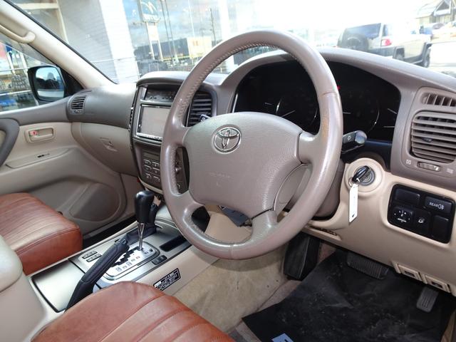 ランドクルーザー１００ ＶＸ　ＲＥＮＯＣＡ１０６／ペイント／ガンメタリック／ＬＣ６０／丸目フェイスチェンジ／新品タイヤ＆ホイール／ＦＬＥＸドロワーキット／ガソリン５人乗り／グレードＶＸ／クラシックシートカバー／ブラウン／ＥＴＣ（44枚目）