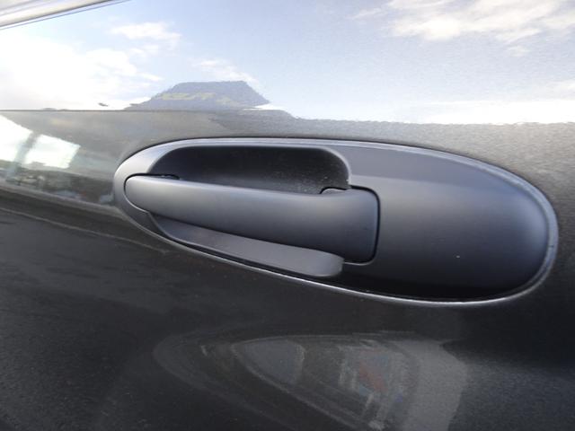 ランドクルーザー１００ ＶＸ　ＲＥＮＯＣＡ１０６／ペイント／ガンメタリック／ＬＣ６０／丸目フェイスチェンジ／新品タイヤ＆ホイール／ＦＬＥＸドロワーキット／ガソリン５人乗り／グレードＶＸ／クラシックシートカバー／ブラウン／ＥＴＣ（72枚目）