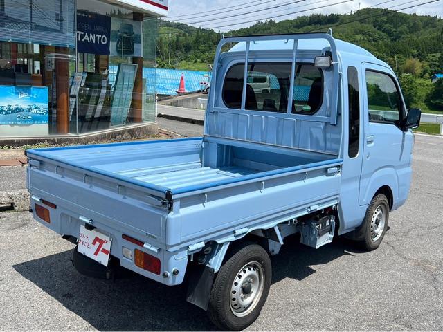 ジャンボ　４ＷＤ　５速ＭＴ　キーレスエントリー　エアコン　パワーステアリング　パワーウィンドウ　ＣＤ　ミュージックプレイヤー接続可　Ｗエアバッグ(5枚目)