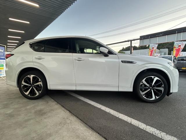 ＣＸ－６０ ＸＤ－ハイブリッド　プレミアムモダン　８ＡＴ　ナビＴＶ　ＥＴＣ　純正２０インチアルミ　サンルーフ　３６０°ビューモニター　ＢＯＳＥサウンドシステム　マツダレーダークルーズコントロール　フロント／リアコーナーセンサー　衝突軽減装置装備車（14枚目）