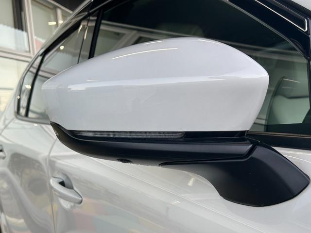 ＣＸ－６０ ＸＤ－ハイブリッド　プレミアムモダン　８ＡＴ　ナビＴＶ　ＥＴＣ　純正２０インチアルミ　サンルーフ　３６０°ビューモニター　ＢＯＳＥサウンドシステム　マツダレーダークルーズコントロール　フロント／リアコーナーセンサー　衝突軽減装置装備車（23枚目）