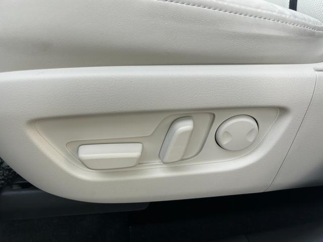 ＣＸ－６０ ＸＤ－ハイブリッド　プレミアムモダン　８ＡＴ　ナビＴＶ　ＥＴＣ　純正２０インチアルミ　サンルーフ　３６０°ビューモニター　ＢＯＳＥサウンドシステム　マツダレーダークルーズコントロール　フロント／リアコーナーセンサー　衝突軽減装置装備車（31枚目）
