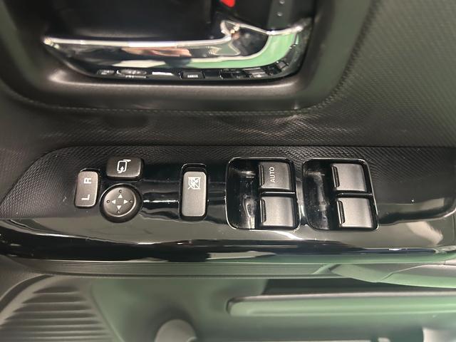 スペーシアカスタム ハイブリッドXS CVT ナビTV ETC 純正15インチアルミホイール 両側電動スライドドア バックカメラ 運転席シートヒーター 電動格納式ドアミラー オートエアコン オートライト スマートキー 衝突軽減装置装備車(41枚目)