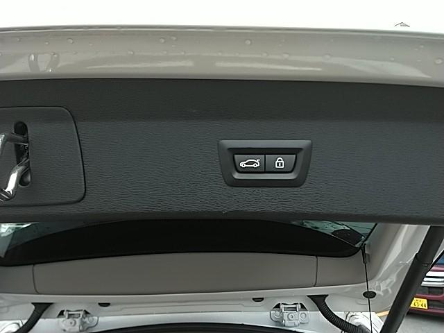 X1 xDrive 18d xライン エディションジョイ+ ワンオーナー 革シート キーレス フルセグ ナビ&TV 18アルミホイール アイドリングストップ ディーゼル エアバッグ 電動シート オートマ ディーラー車 フル装備 ETC バックカメラ(19枚目)