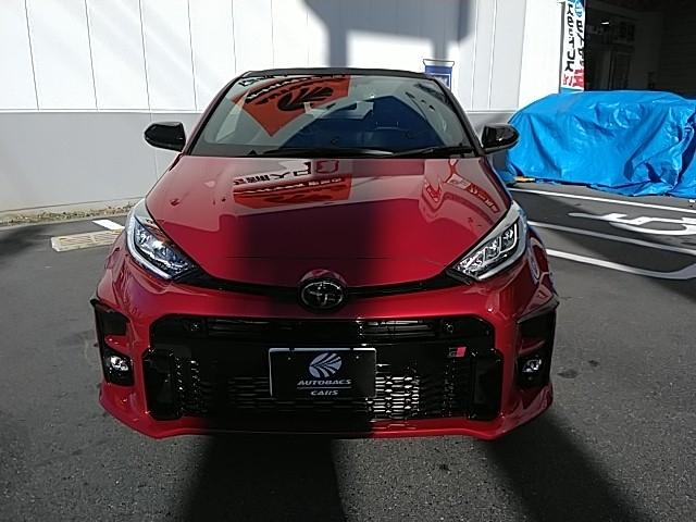 GRヤリス RZ ハイパフォーマンス ワンオーナー キーレス ナビ 18アルミホイール エアバッグ フル装備 ETC バックカメラ スマートキー(4枚目)