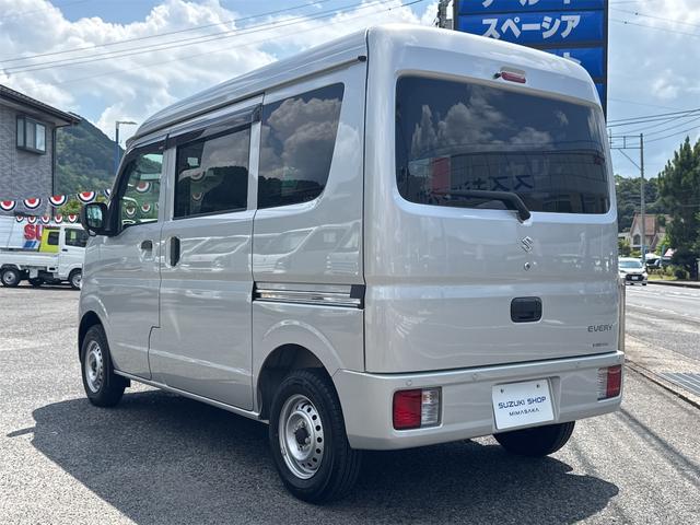 エブリイ ＰＡリミテッド　４ＷＤ　ＣＶＴ　ＬＥＤヘッドランプ　衝突被害軽減システム　クリアランスソナー　両側スライドドア　キーレスエントリー　アイドリングストップ　オートライト　盗難防止システム　ＡＢＳ　ＥＳＣ　エアコン（7枚目）