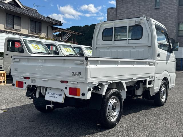 キャリイトラック 農繁スペシャル　４ＷＤ　５ＭＴ　キーレスエントリー　パワーウィンドウ　オートライト　デフロック　スズキセーフティサポート　エアコン　パワステ　作業灯　リヤゲートチェーン（5枚目）