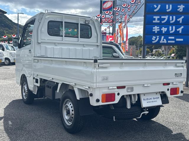 キャリイトラック 農繁スペシャル　４ＷＤ　５ＭＴ　キーレスエントリー　パワーウィンドウ　オートライト　デフロック　スズキセーフティサポート　エアコン　パワステ　作業灯　リヤゲートチェーン（7枚目）