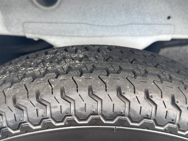キャリイトラック 農繁スペシャル　４ＷＤ　５ＭＴ　キーレスエントリー　パワーウィンドウ　オートライト　デフロック　スズキセーフティサポート　エアコン　パワステ　作業灯　リヤゲートチェーン（33枚目）