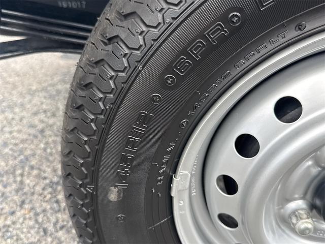 キャリイトラック 農繁スペシャル　４ＷＤ　５ＭＴ　キーレスエントリー　パワーウィンドウ　オートライト　デフロック　スズキセーフティサポート　エアコン　パワステ　作業灯　リヤゲートチェーン（34枚目）