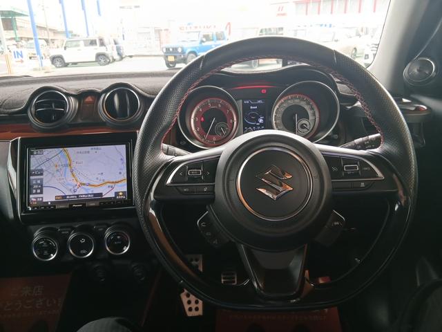 スイフトスポーツ ベースグレード (6MT 2WD)スズキセーフティーサポート 8インチナビ 全方位カメラ スマートキー LEDヘッドライト ETC2.0車載機 フロントドライブレコーダー インタークーラーターボ 社外17インチアルミ(16枚目)