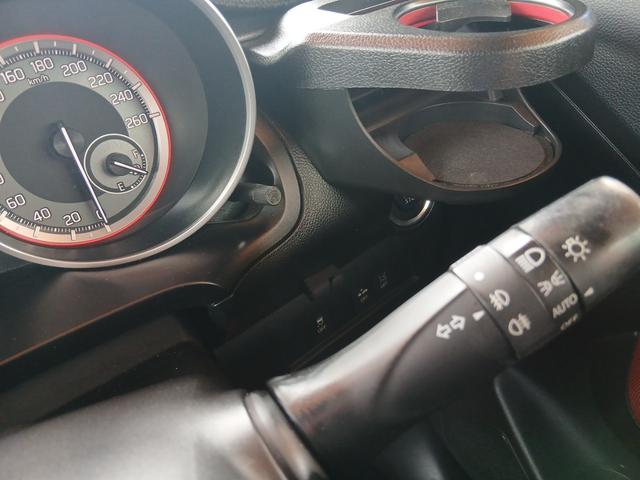 スイフトスポーツ ベースグレード (6MT 2WD)スズキセーフティーサポート 8インチナビ 全方位カメラ スマートキー LEDヘッドライト ETC2.0車載機 フロントドライブレコーダー インタークーラーターボ 社外17インチアルミ(20枚目)