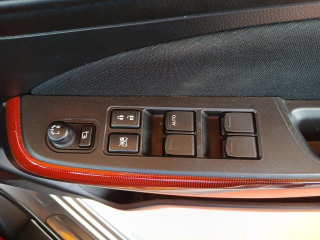 スイフトスポーツ ベースグレード (6MT 2WD)スズキセーフティーサポート 8インチナビ 全方位カメラ スマートキー LEDヘッドライト ETC2.0車載機 フロントドライブレコーダー インタークーラーターボ 社外17インチアルミ(35枚目)