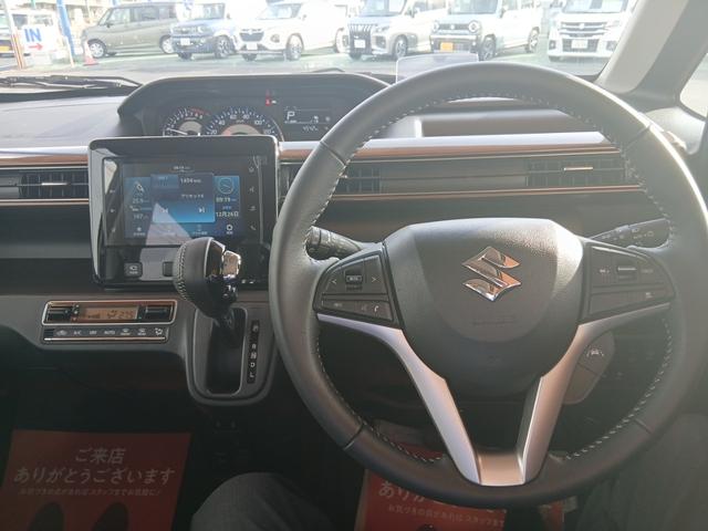 ワゴンＲカスタムＺ ハイブリッドＺＸ　（ＣＶＴ　２ＷＤ）スズキセーフティーサポート　スマートキー　全方位モニター付き７インチディスプレイオーディオ　アップグレードＰＫＧ　ＬＥＤヘッドライト／フォグライト　リヤパーキングセンサー（19枚目）
