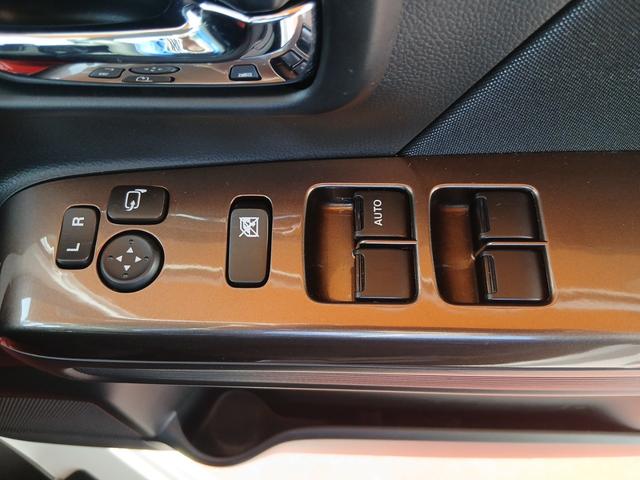 ワゴンＲカスタムＺ ハイブリッドＺＸ　（ＣＶＴ　２ＷＤ）スズキセーフティーサポート　スマートキー　全方位モニター付き７インチディスプレイオーディオ　アップグレードＰＫＧ　ＬＥＤヘッドライト／フォグライト　リヤパーキングセンサー（34枚目）