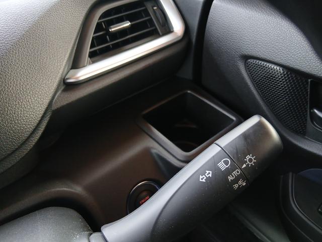 ソリオ Ｇ　（ＣＶＴ　２ＷＤ）スズキセーフティーサポート　スマートキー　オートエアコン　リヤパーキングセンサー　ハロゲンヘッドライト仕様　オートライト（ハイビームアシスト付き）オーディオレス仕様（19枚目）