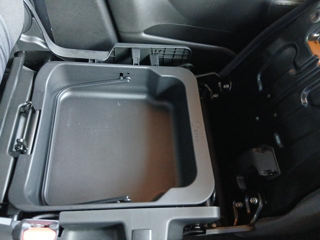 ソリオ Ｇ　（ＣＶＴ　２ＷＤ）スズキセーフティーサポート　スマートキー　オートエアコン　リヤパーキングセンサー　ハロゲンヘッドライト仕様　オートライト（ハイビームアシスト付き）オーディオレス仕様（25枚目）