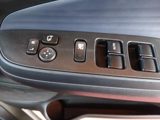 ソリオ Ｇ　（ＣＶＴ　２ＷＤ）スズキセーフティーサポート　スマートキー　オートエアコン　リヤパーキングセンサー　ハロゲンヘッドライト仕様　オートライト（ハイビームアシスト付き）オーディオレス仕様（28枚目）