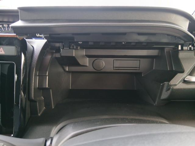 ソリオ Ｇ　（ＣＶＴ　２ＷＤ）スズキセーフティーサポート　スマートキー　オートエアコン　リヤパーキングセンサー　ハロゲンヘッドライト仕様　オートライト（ハイビームアシスト付き）オーディオレス仕様（29枚目）