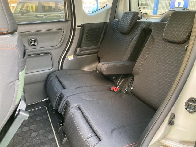 スペーシアギア ハイブリッドXZ 撥水加工シート 防汚ラゲッジボード 後席両側電動スライドドア スズキ純正9インチナビ スズキコネクト対応通信機装着車 ソフトベージュメタリック ガンメタリック2トーン メーカー保証継承(17枚目)