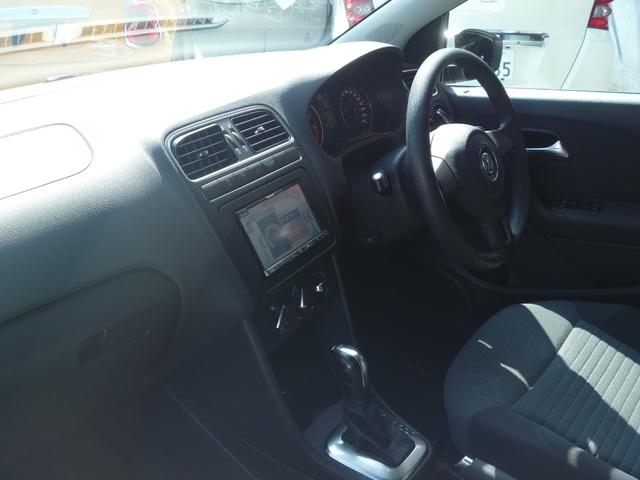 ポロ ＴＳＩコンフォートライン　ＳＤナビ・フルセグ・ＥＴＣ・電動格納ミラー・キーレス（2枚目）