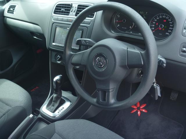 ポロ ＴＳＩコンフォートライン　ＳＤナビ・フルセグ・ＥＴＣ・電動格納ミラー・キーレス（37枚目）