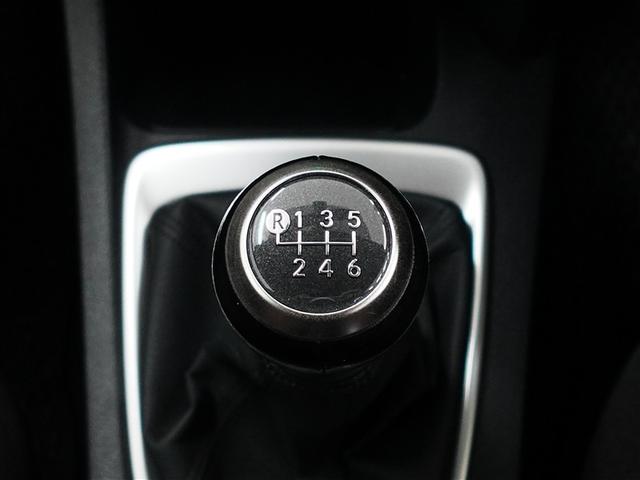 オーリス RS Sパッケージ トヨタ認定中古車 ロングラン保証1年(走行距離無制限)フルセグ メモリーナビ DVD再生 ミュージックプレイヤー接続可 ETC LEDヘッドランプ フルエアロ 記録簿 盗難防止システム スマートキー(15枚目)