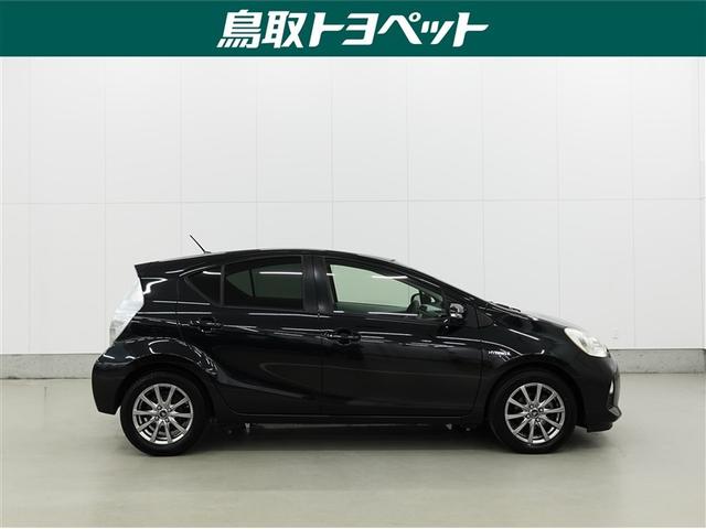 アクア S トヨタ認定中古車 ロングラン保証1年(走行距離無制限)ハイブリッド保証 ワンセグ メモリーナビ ミュージックプレイヤー接続可 バックカメラ ETC 記録簿 盗難防止システム キーレスエントリー(6枚目)