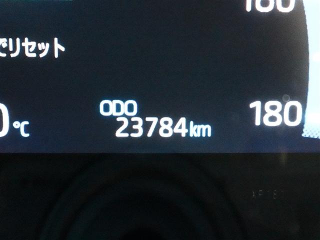 ヤリスクロス ハイブリッドＺ　フルセグ　メモリーナビ　ミュージックプレイヤー接続可　バックカメラ　衝突被害軽減システム　ＥＴＣ　ＬＥＤヘッドランプ　ワンオーナー　フルエアロ　記録簿（12枚目）