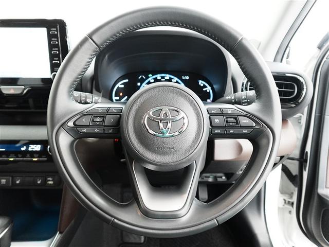 ヤリスクロス ハイブリッドＺ　フルセグ　メモリーナビ　ミュージックプレイヤー接続可　バックカメラ　衝突被害軽減システム　ＥＴＣ　ＬＥＤヘッドランプ　ワンオーナー　フルエアロ　記録簿（18枚目）