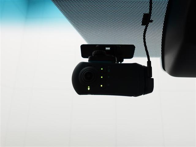 アルファードハイブリッド Ｘ　４ＷＤ　フルセグ　メモリーナビ　ＤＶＤ再生　ミュージックプレイヤー接続可　バックカメラ　衝突被害軽減システム　ＥＴＣ　ドラレコ　両側電動スライド　ＬＥＤヘッドランプ　乗車定員８人　３列シート　記録簿（26枚目）